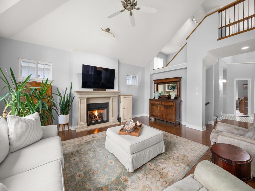 Listing Image for R3111294