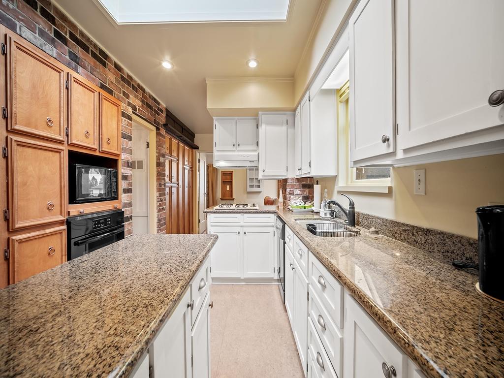 Listing Image for R3111295