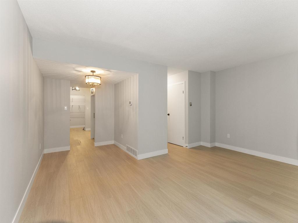 Listing Image for R3111430