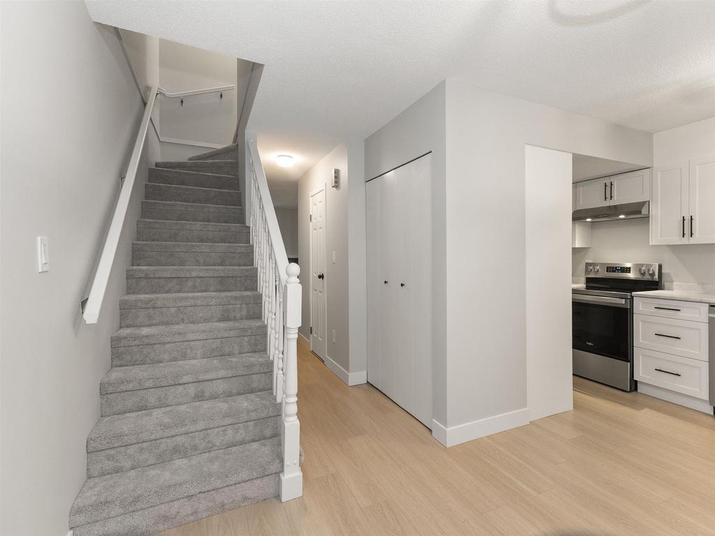 Listing Image for R3111430
