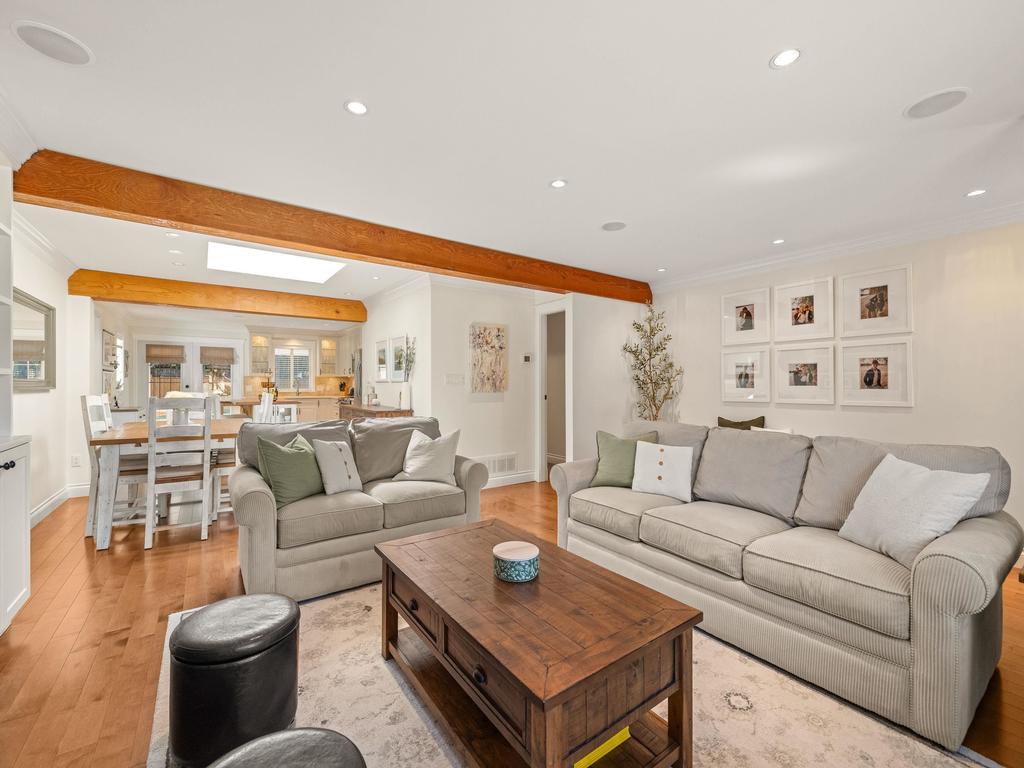 Listing Image for R3111466