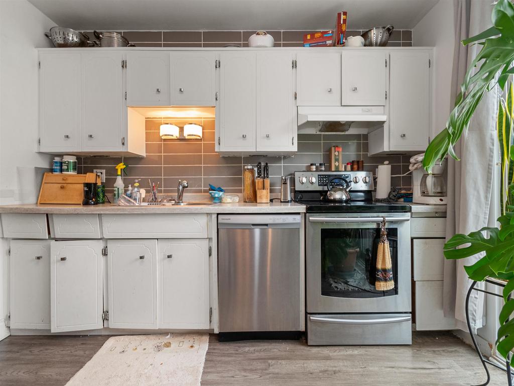 Listing Image for R3111572