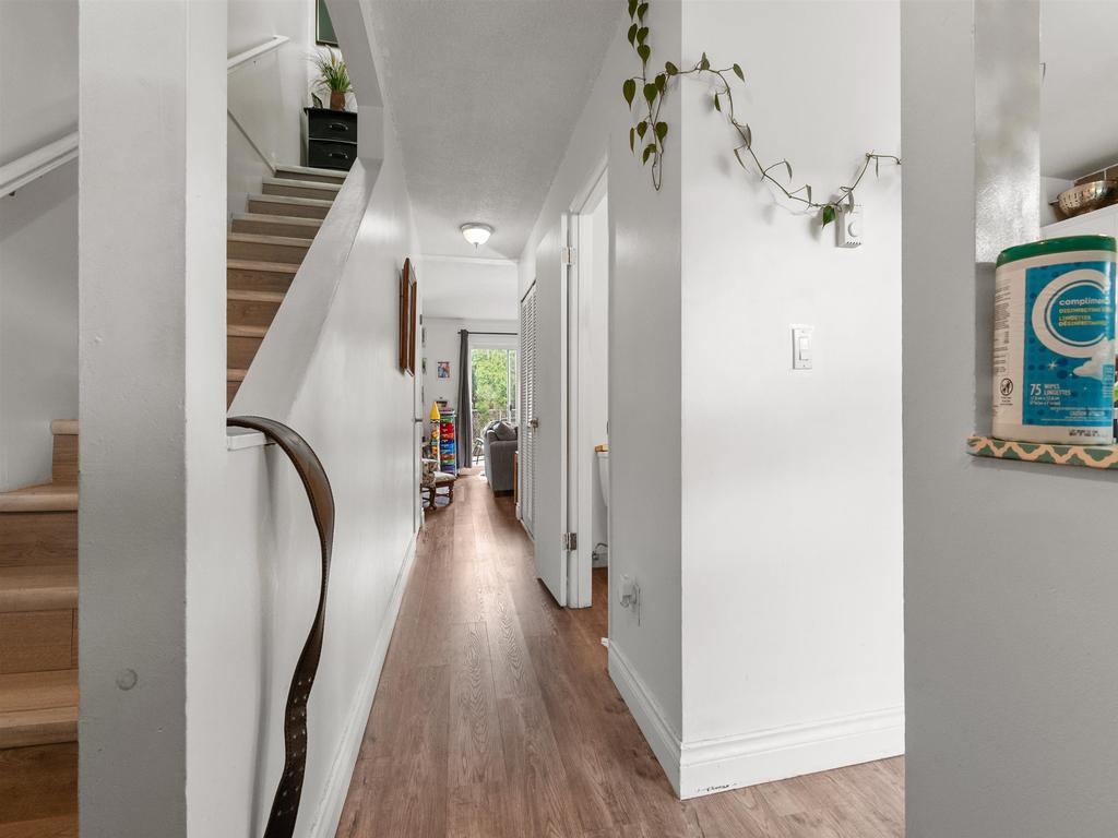 Listing Image for R3111572