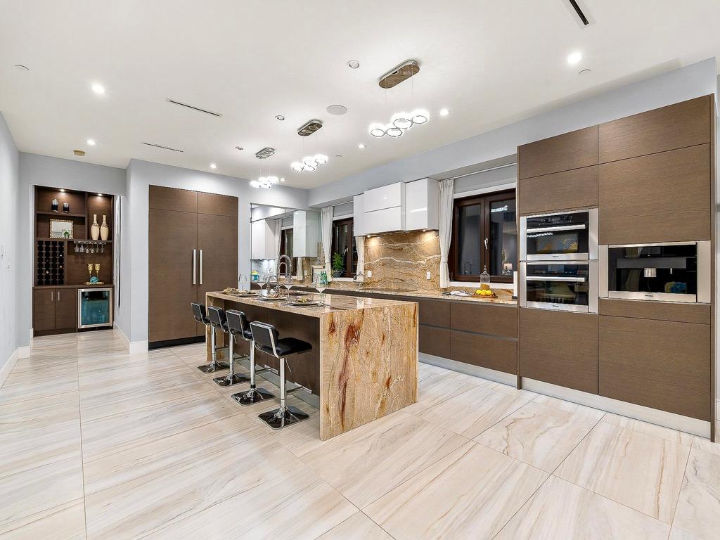 Listing Image for R3111591