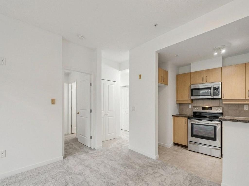 Listing Image for R3111598