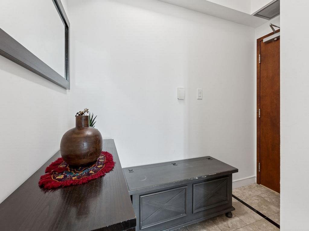 Listing Image for R3111604