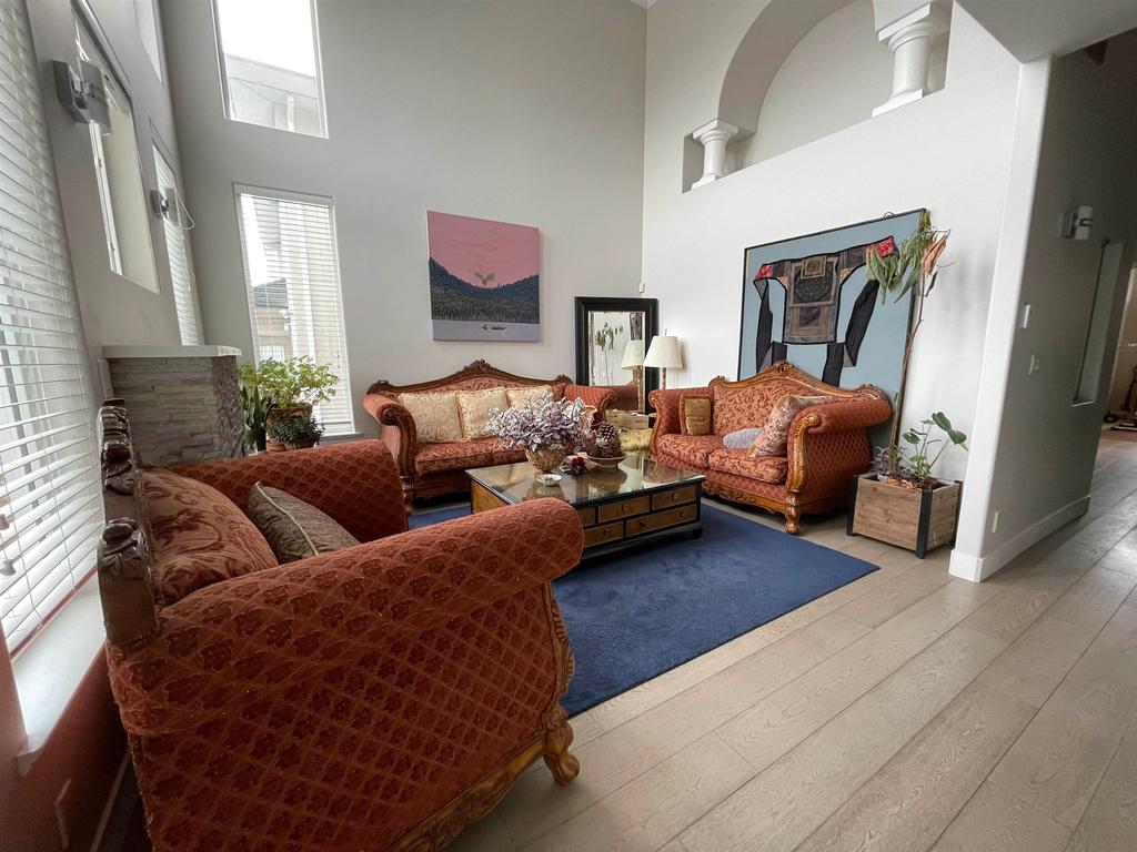 Listing Image for R3111610