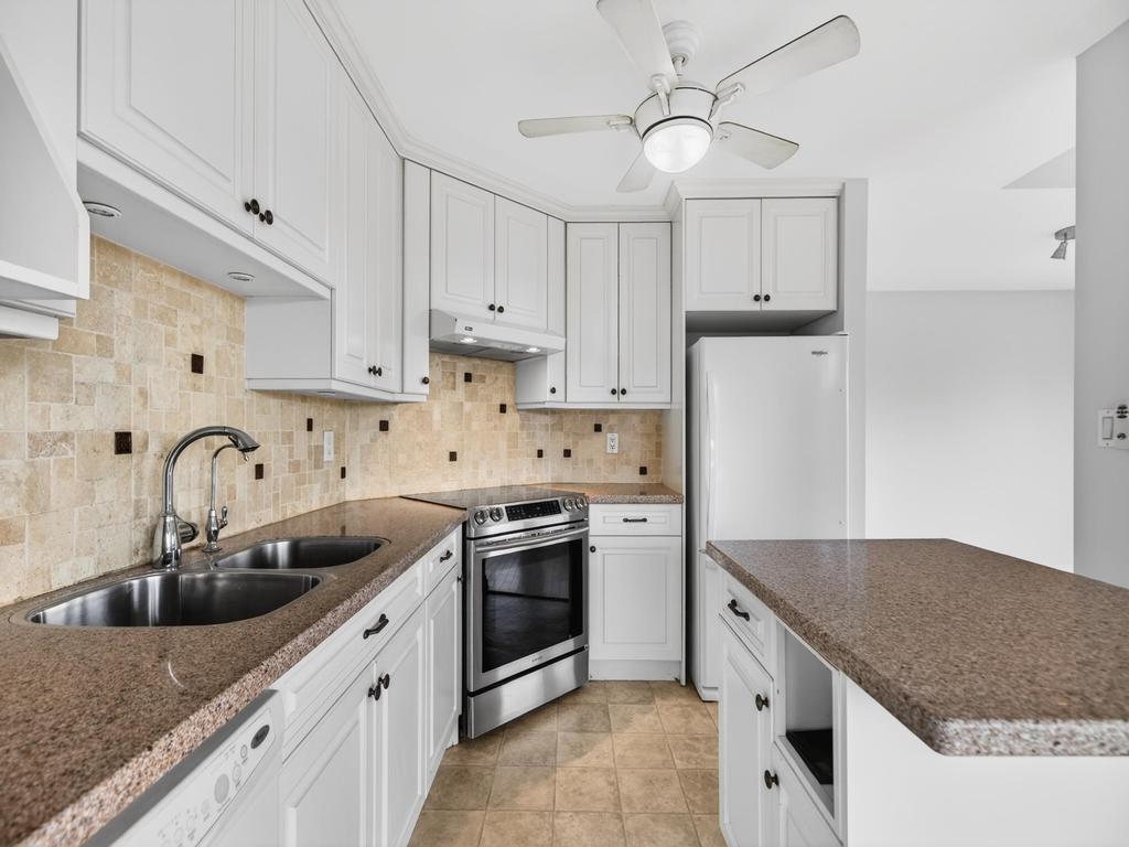 Listing Image for R3111656