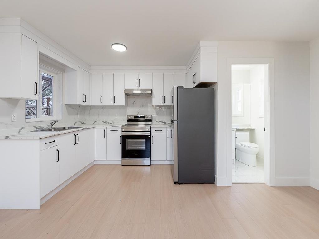 Listing Image for R3111676