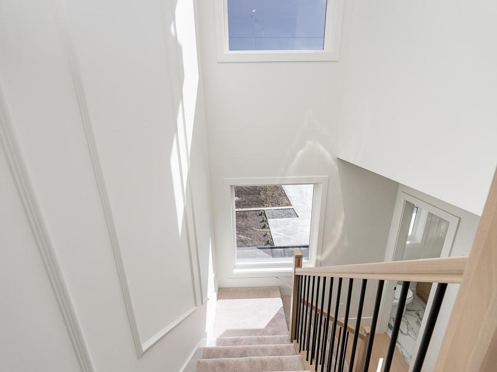 Listing Image for R3111676