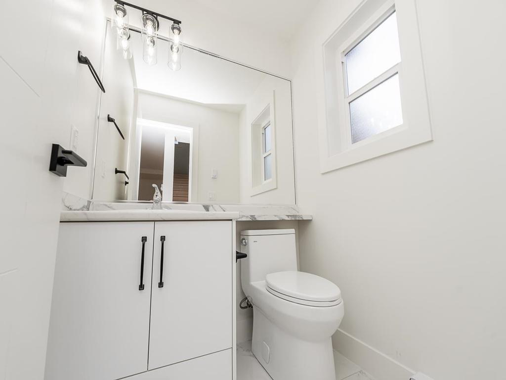 Listing Image for R3111676