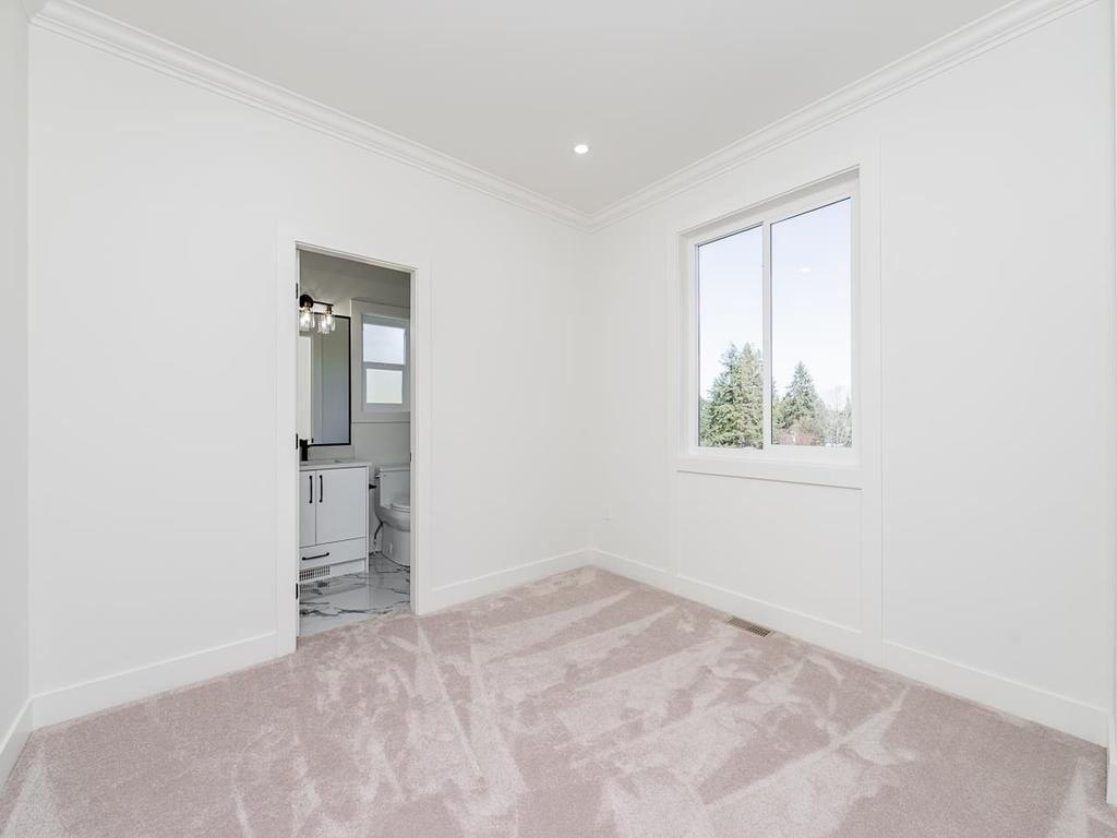 Listing Image for R3111676