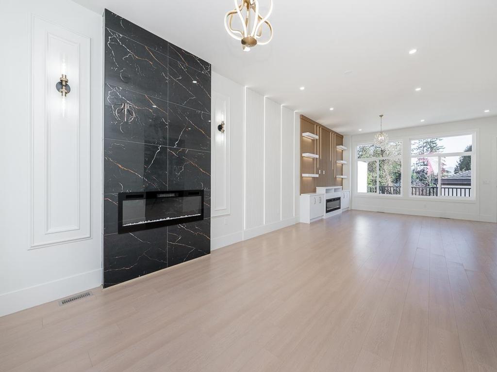 Listing Image for R3111676