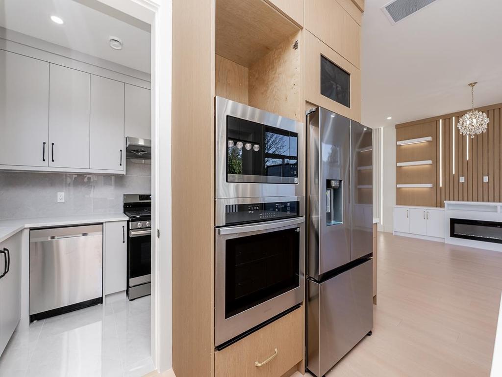 Listing Image for R3111676