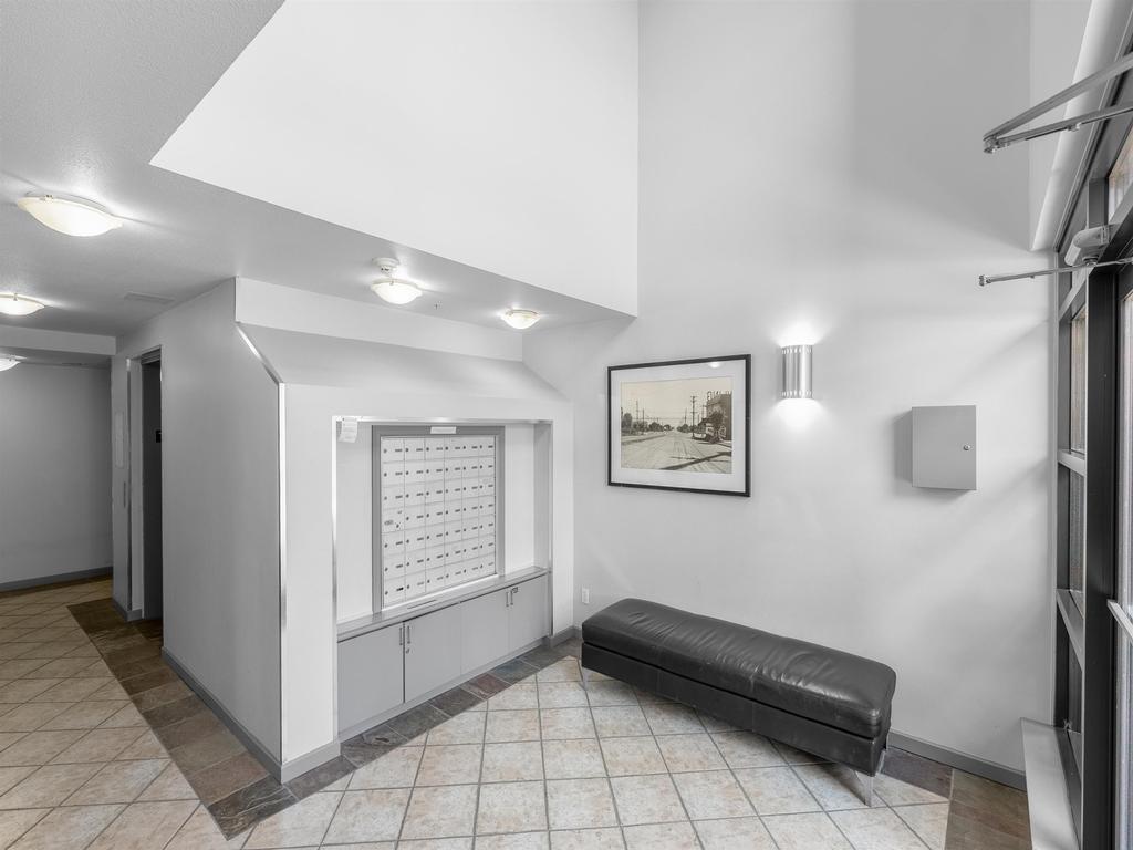 Listing Image for R3111728