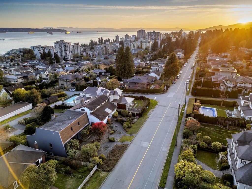 Listing Image for R3111801