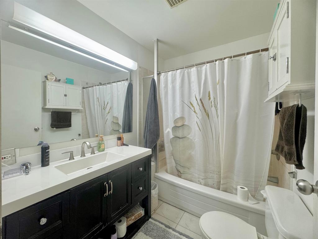 Listing Image for R3111821
