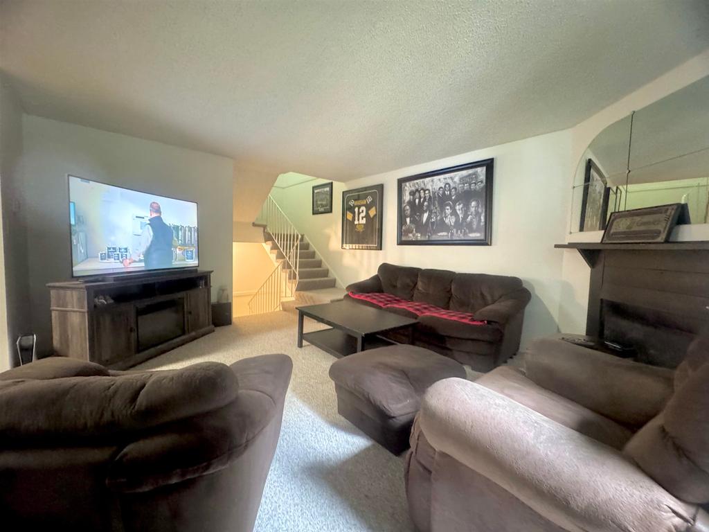 Listing Image for R3111821