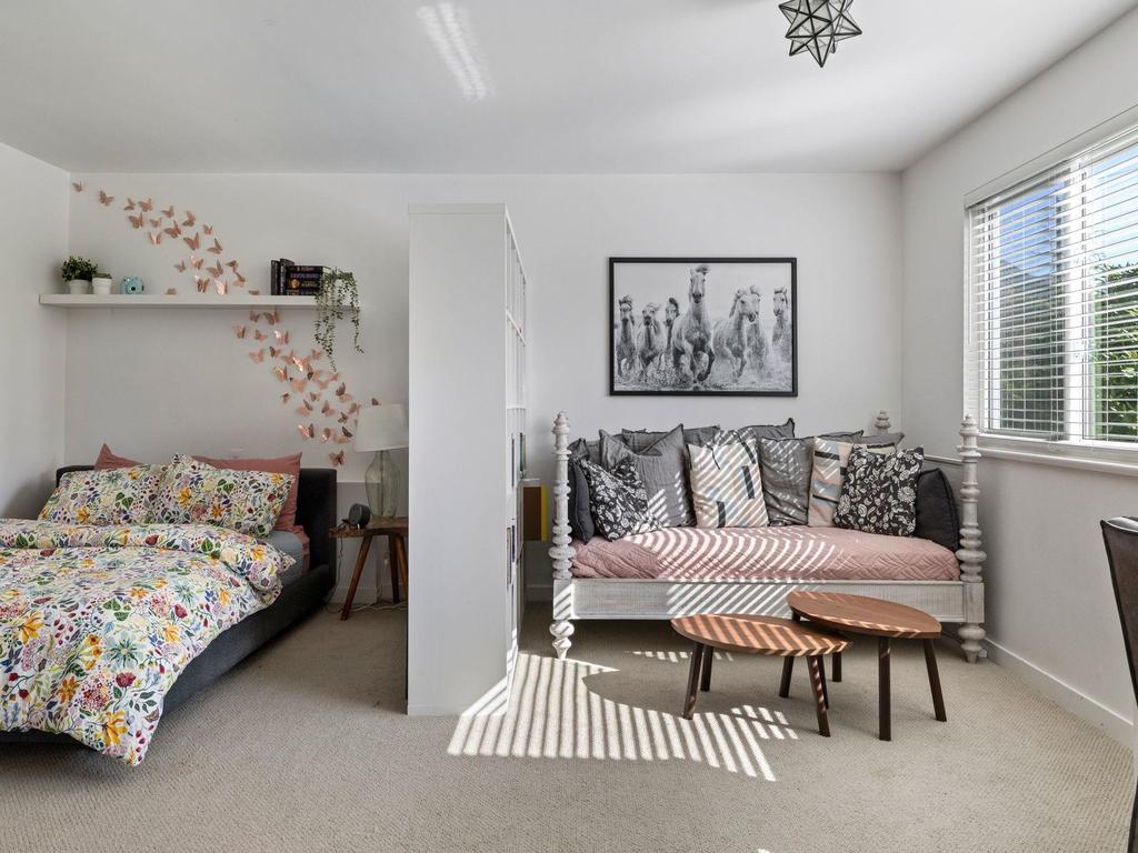 Listing Image for R3111842