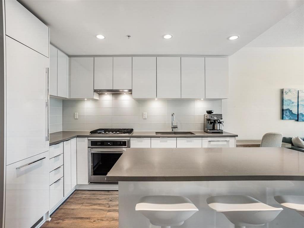 Listing Image for R3111936