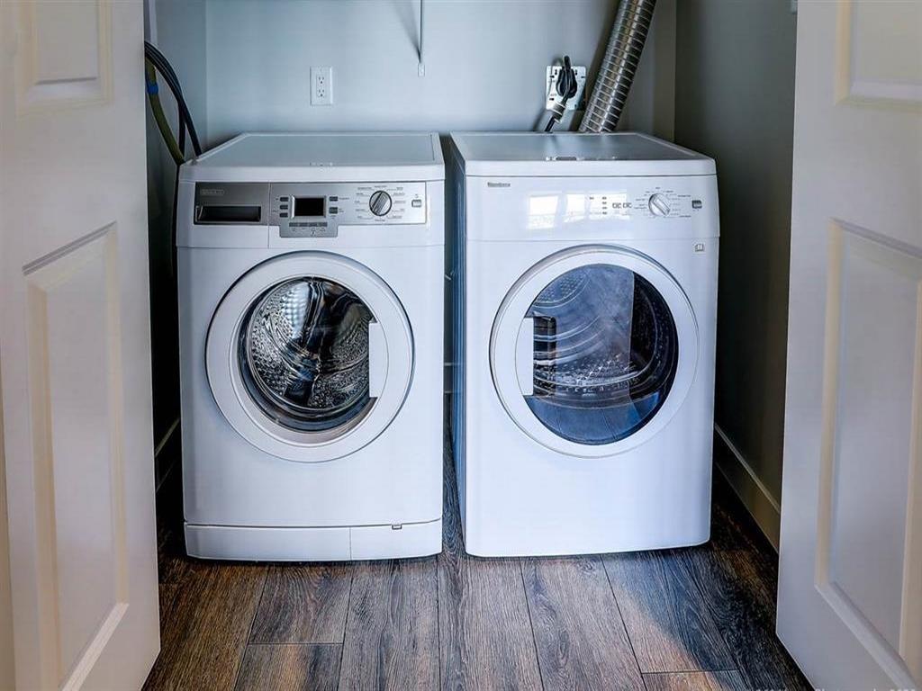 Listing Image for R3111936