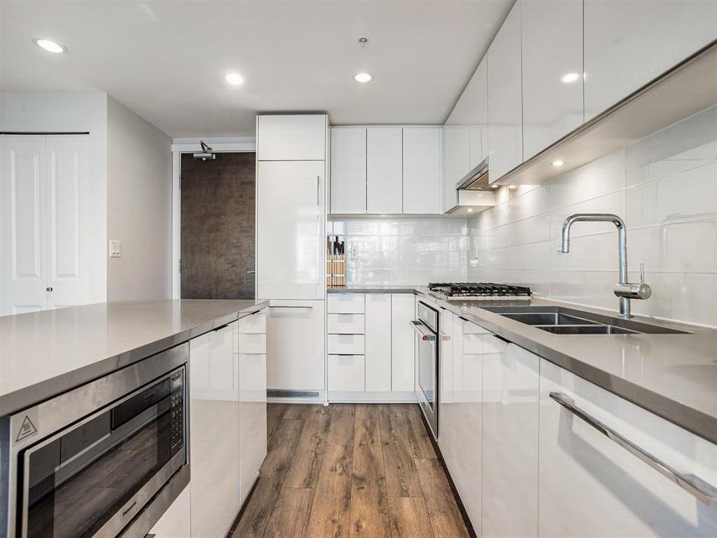 Listing Image for R3111936