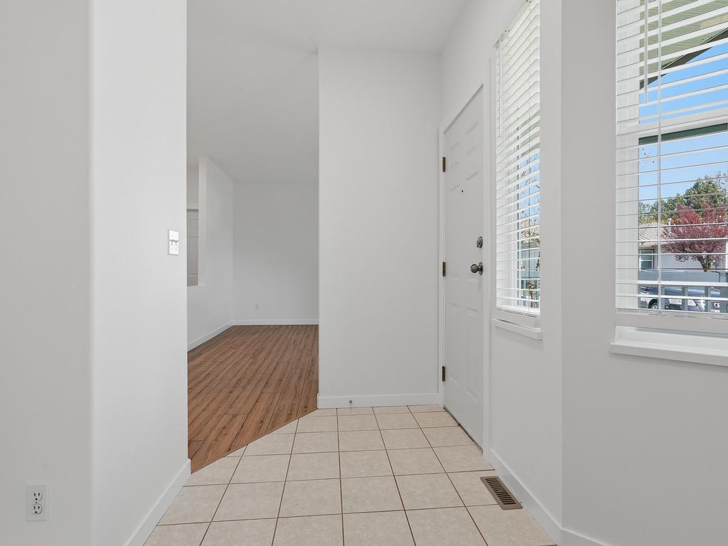 Listing Image for R3112002