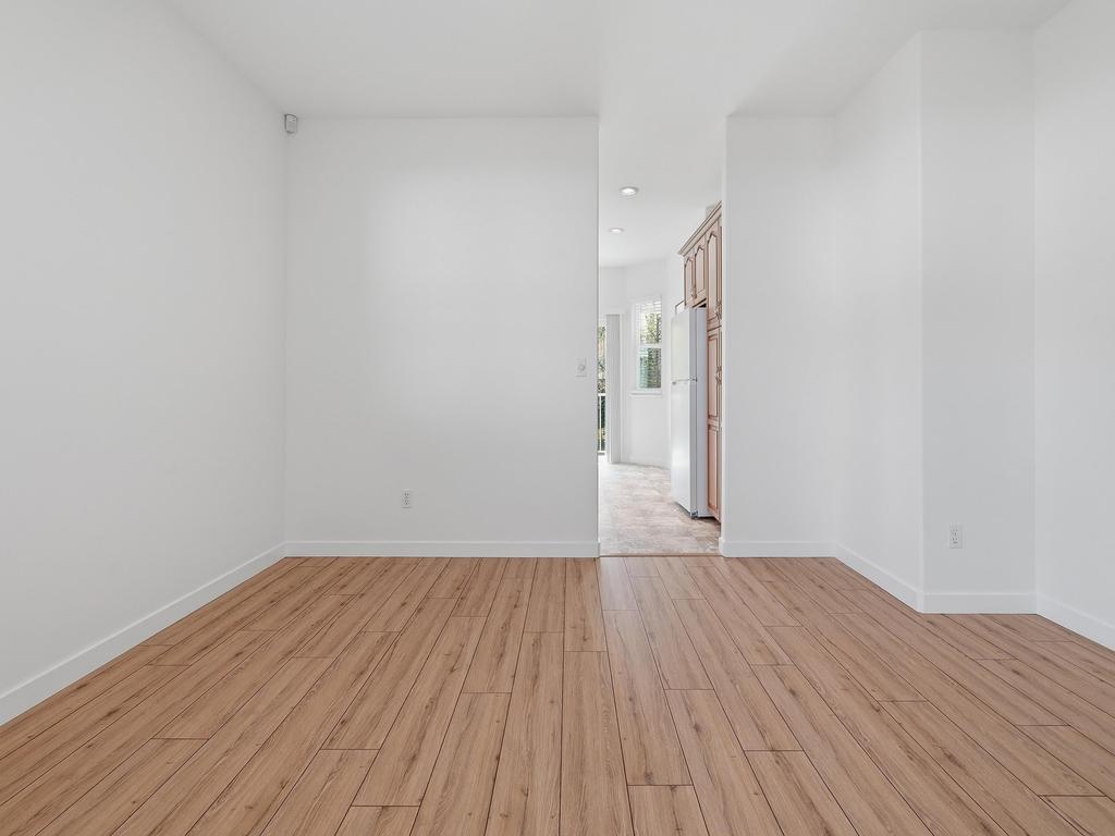 Listing Image for R3112002
