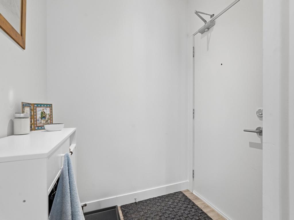 Listing Image for R3112003
