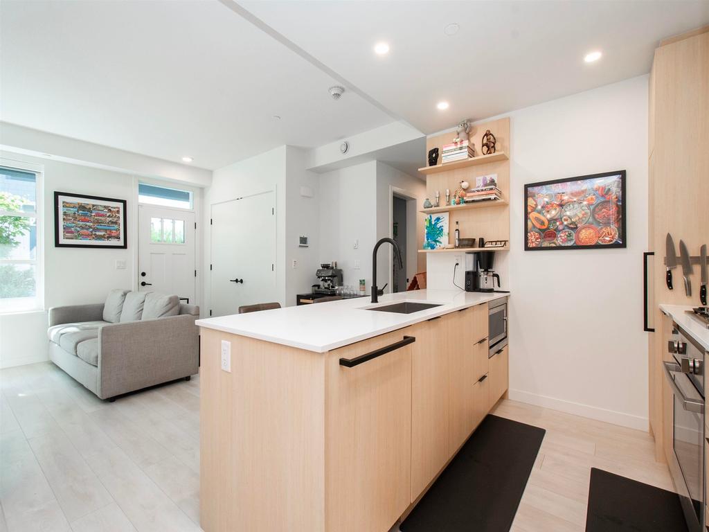 Listing Image for R3112031