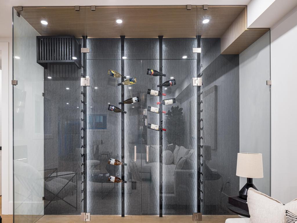 Listing Image for R3112055