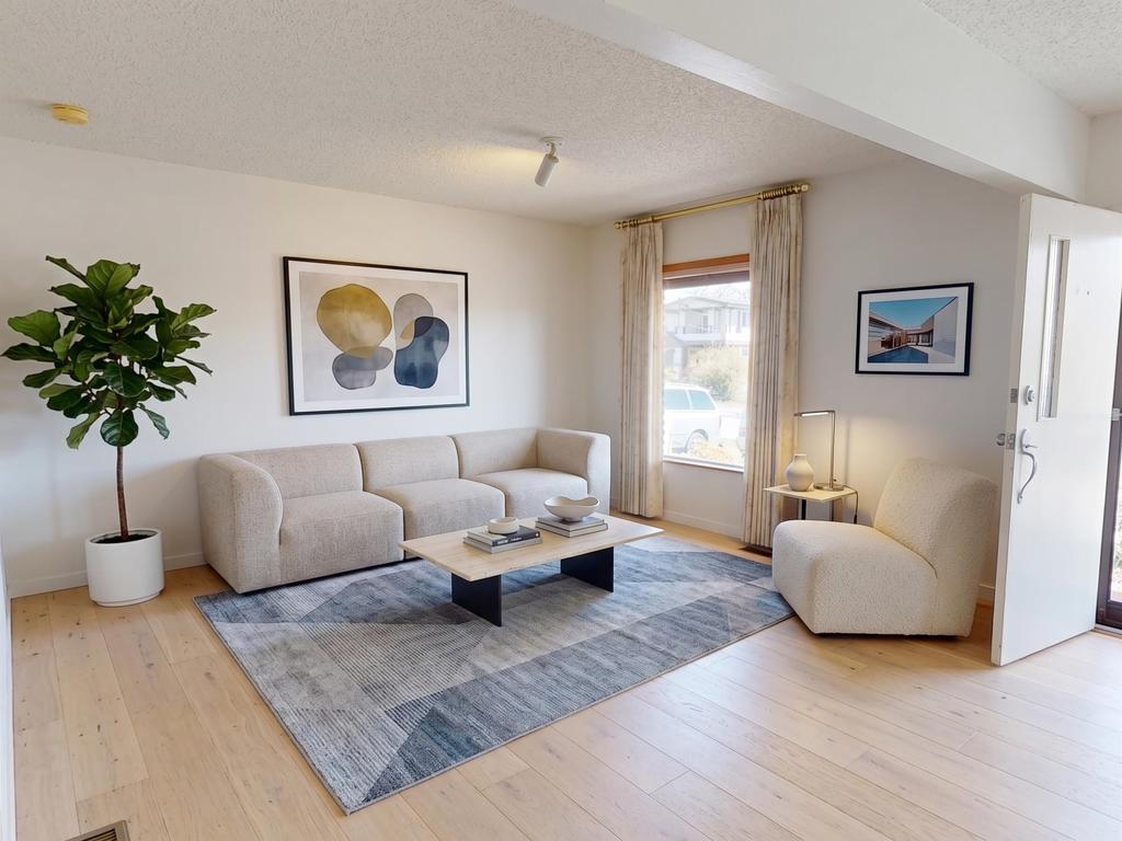 Listing Image for R3112057