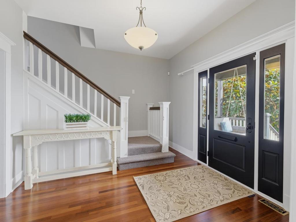 Listing Image for R3112376