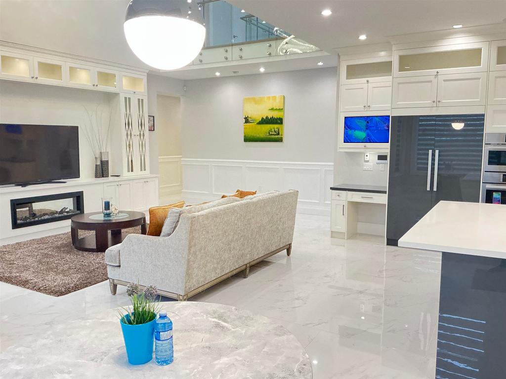 Listing Image for R3112393