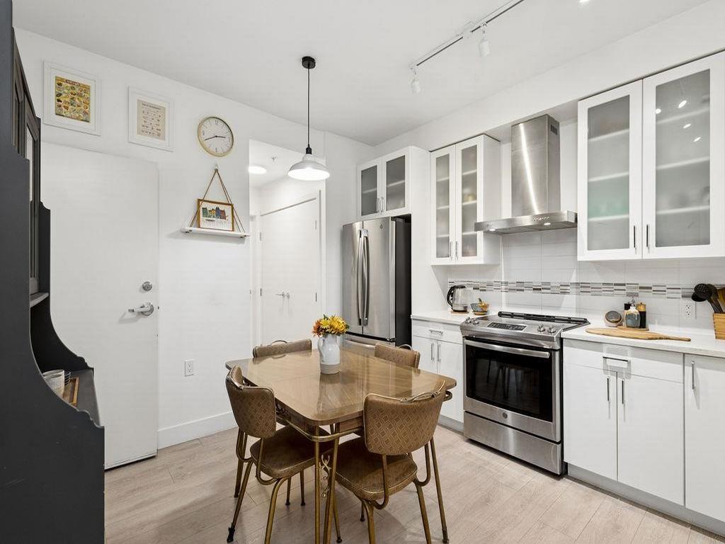 Listing Image for R3112576