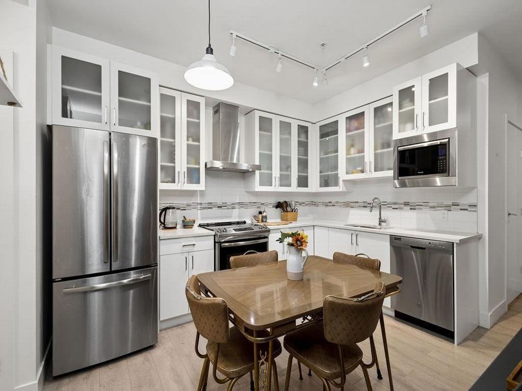 Listing Image for R3112576