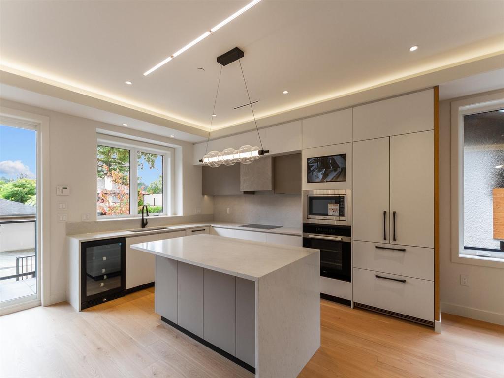 Listing Image for R3112616