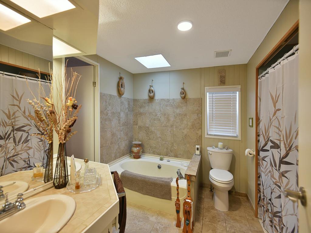 Listing Image for R3112700