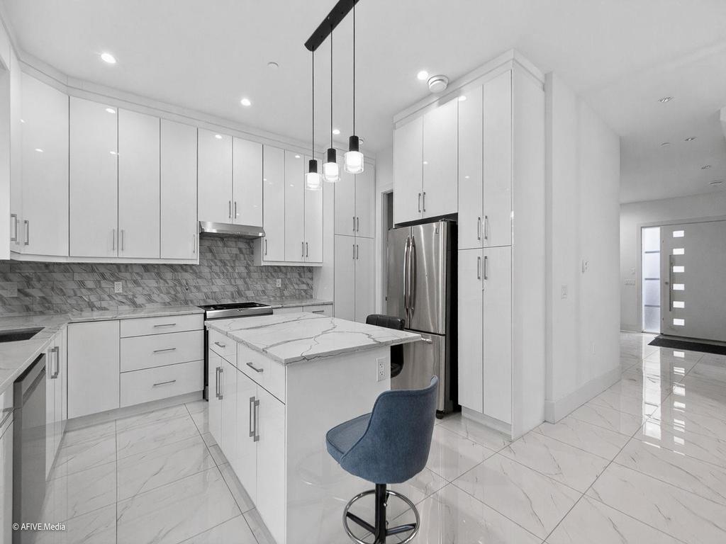 Listing Image for R3112977