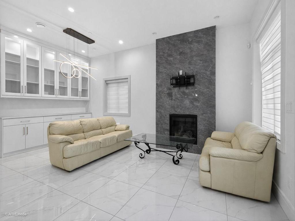 Listing Image for R3112977