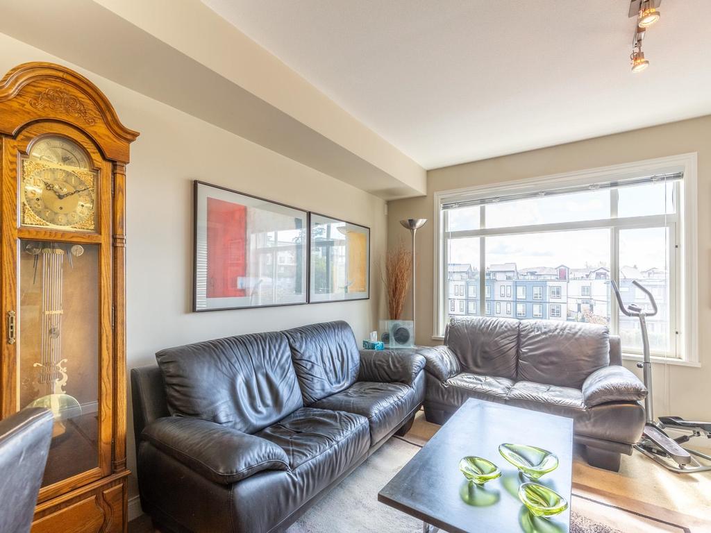 Listing Image for R3113023