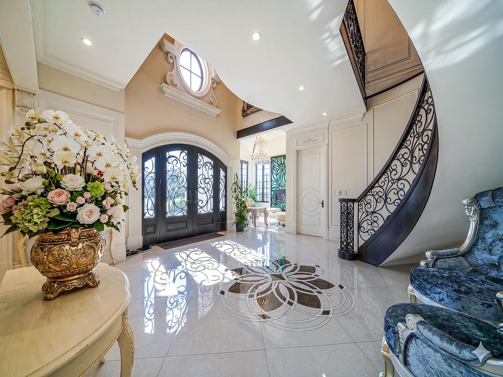 Listing Image for R3113113