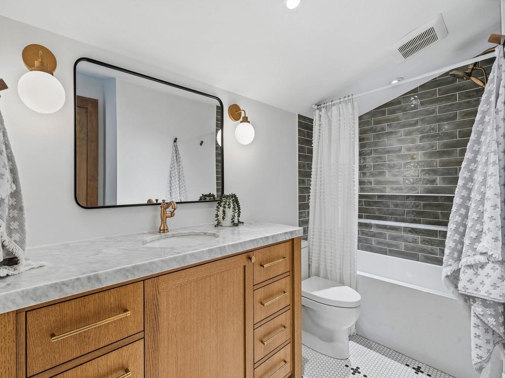 Listing Image for R3113138