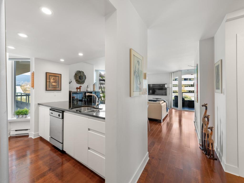 Listing Image for R3113275