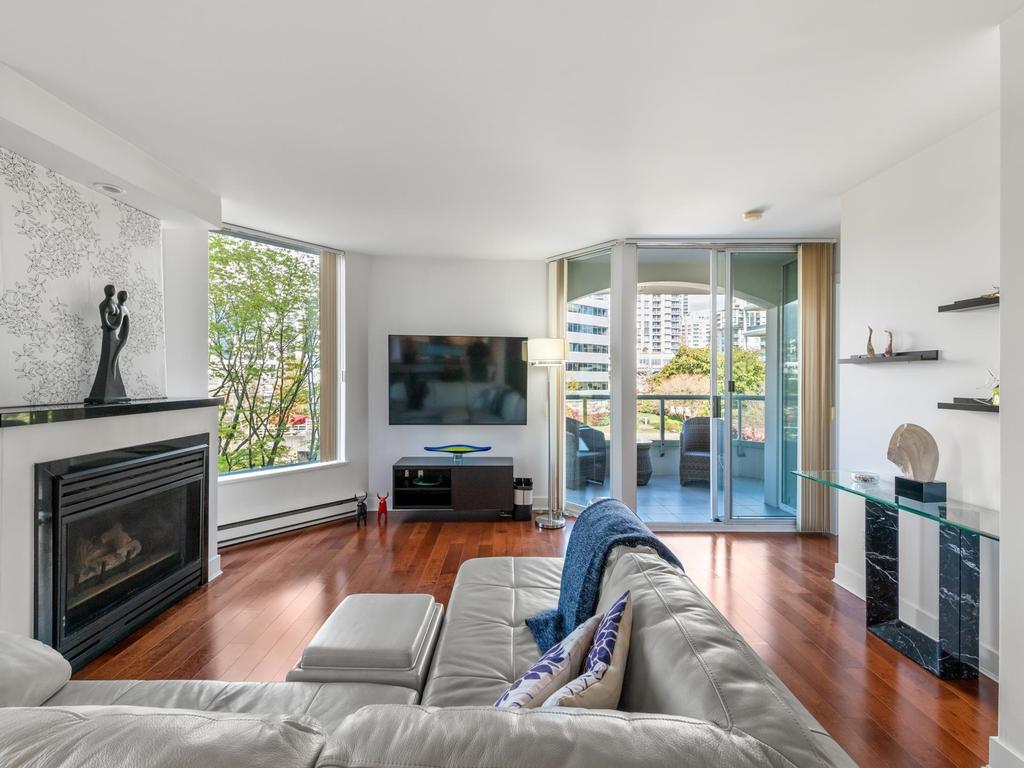 Listing Image for R3113275