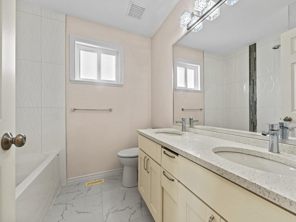 Listing Image for R3113355