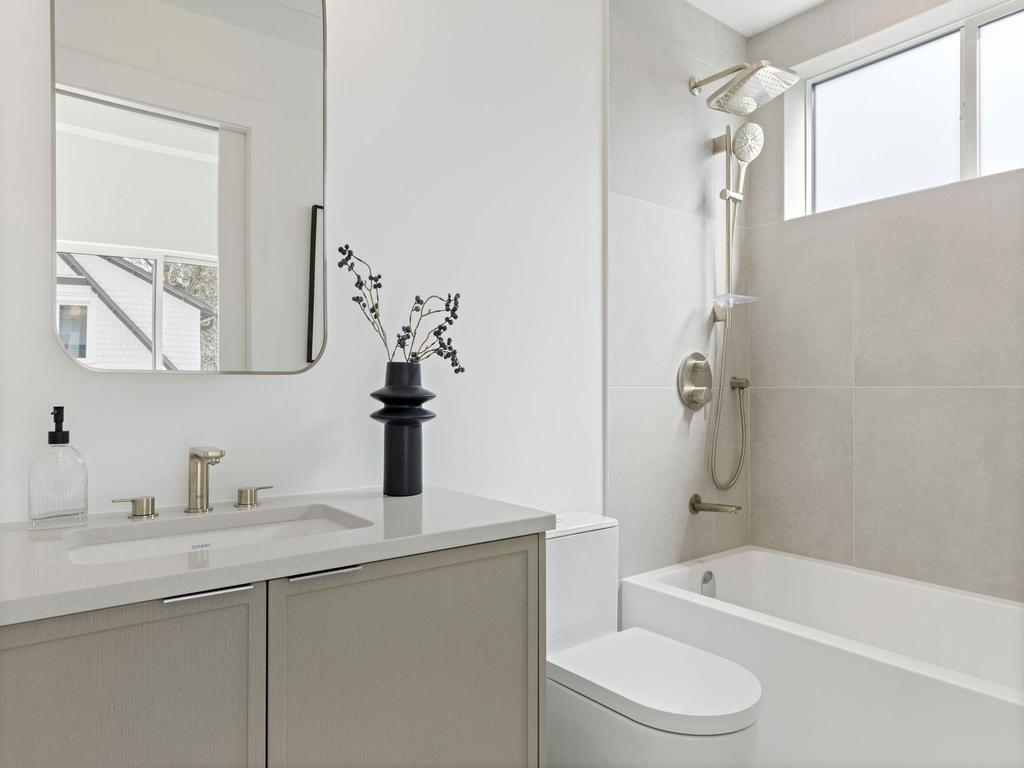 Listing Image for R3113357