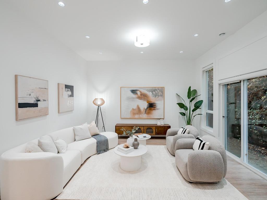 Listing Image for R3113413