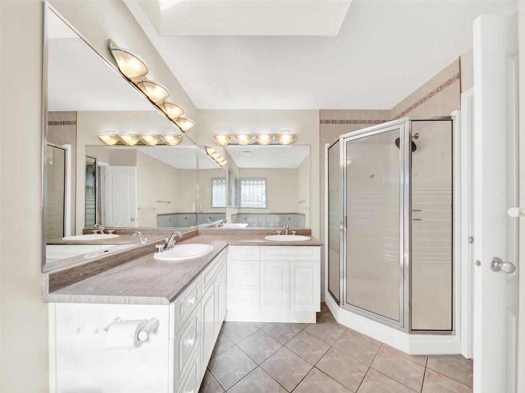 Listing Image for R3113415