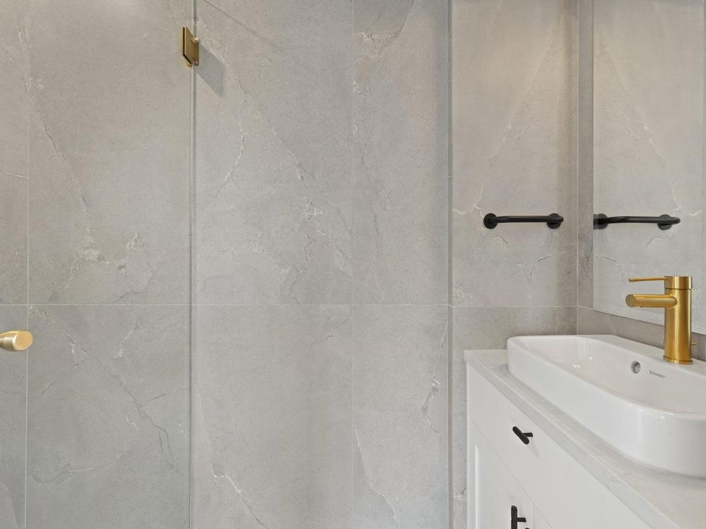 Listing Image for R3113556